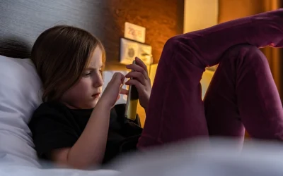 Uso Sano del Móvil en Niños Pequeños: Consejos para Padres en la Era Digital